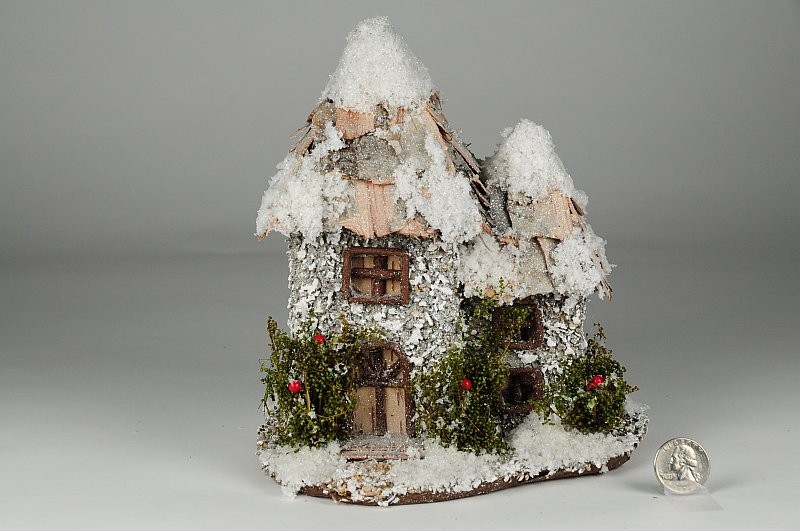 House Snow Nat. Bark Roof w/Berry 7"x8"H