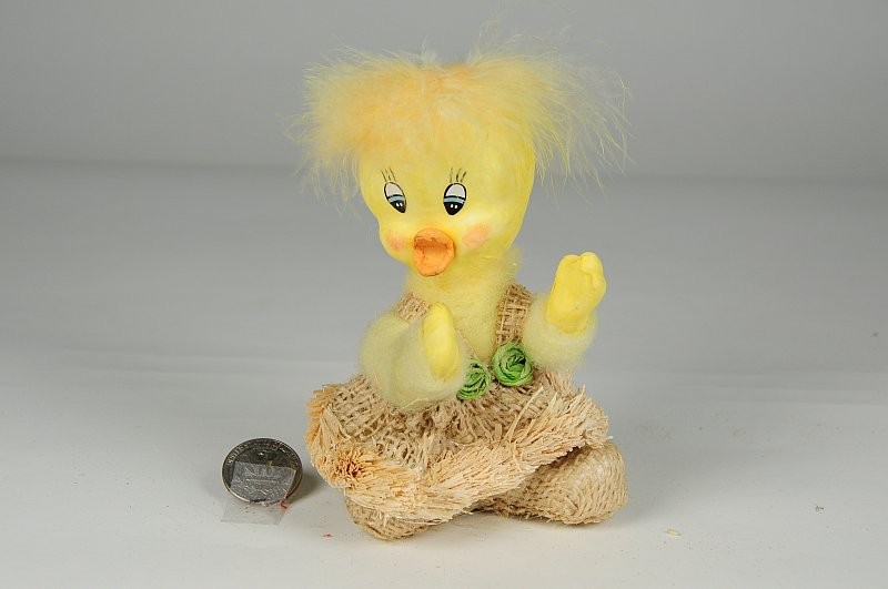 Duck Yellow Flocked w/Dress Sitting