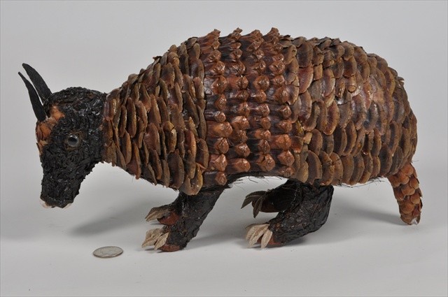 Armadillo Brown Cone Chip 14"