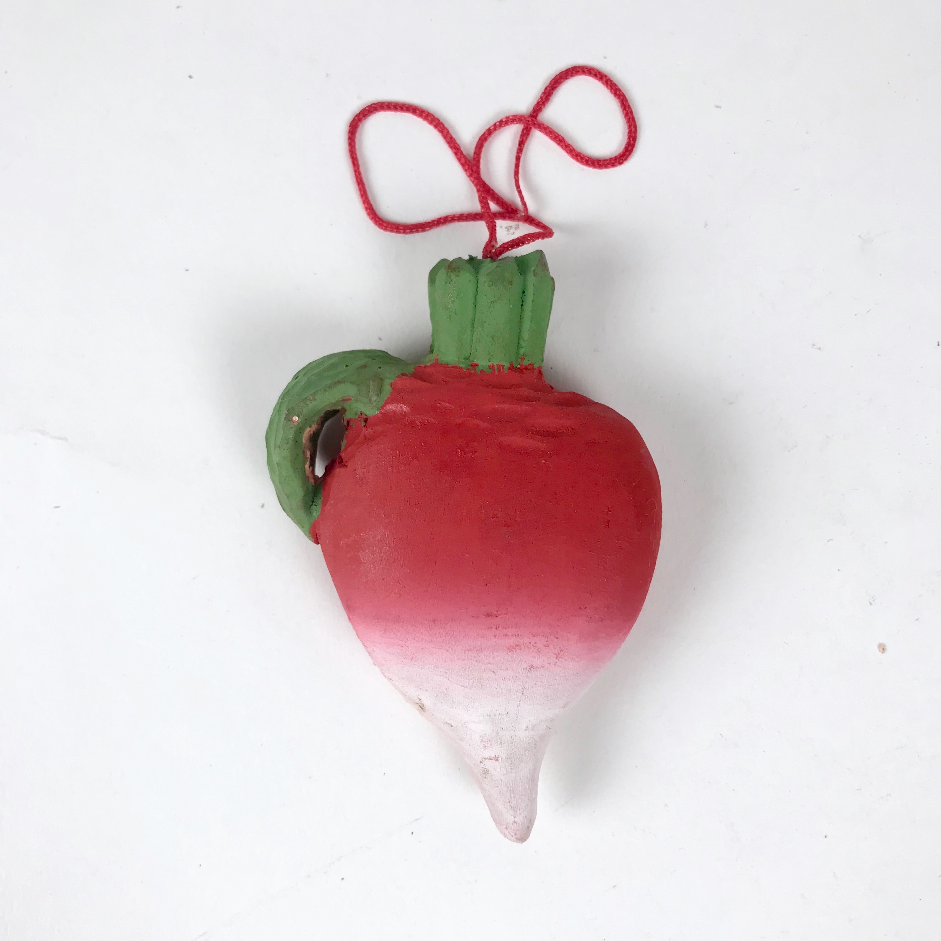 Reddish Red w/Hanger 2.5"
