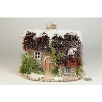 House Snow Nat. Thistle Roof 7"x6.5"H