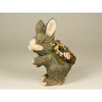 Rabbit Grn Grass w/Flower Standing 7"