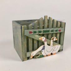 Duck Fence Country  Grn Container 5"